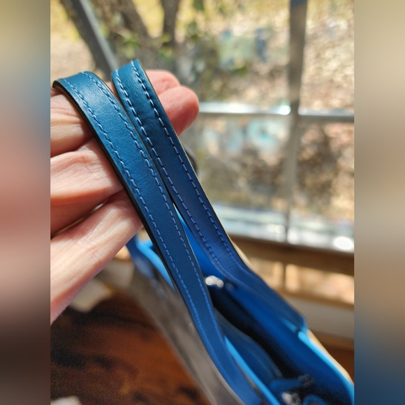 COACH Luxury Signature Tote Bag Beige/Blue 20in x 9in - Picture 14 of 15